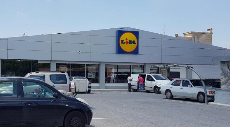 Η Lidl εγκαθιστά νέο σύστημα ελέγχου στα πάρκινγκ της – Ποιο λάθος μπορεί να κοστίσει ως 100 ευρώ (εικόνες)